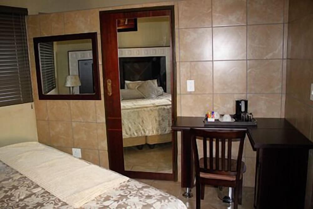 Vhafamadi Bed And Breakfast 37/37