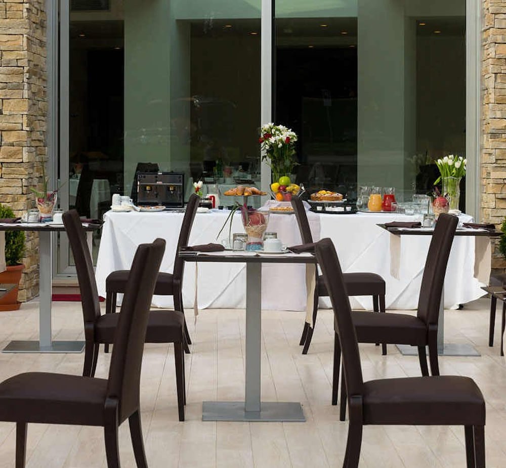 ELE Green Park Hotel Pamphili 47/65