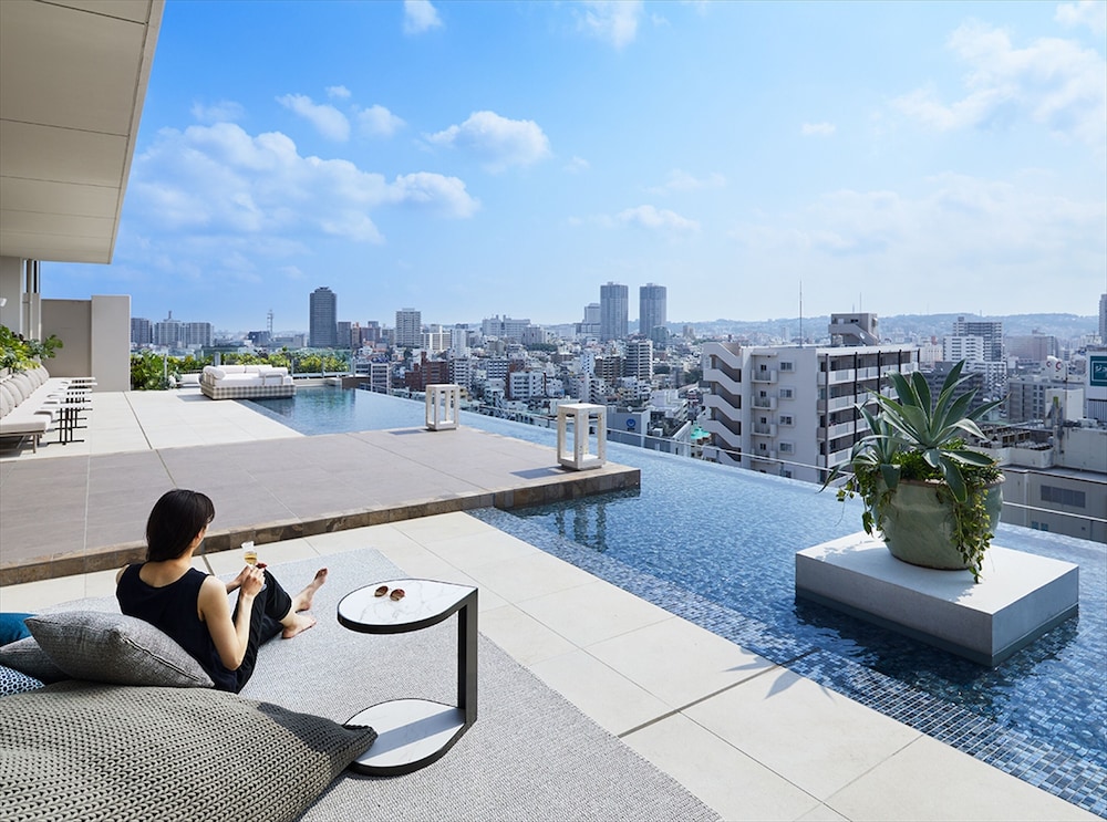 Hotel Strata Naha 25/50