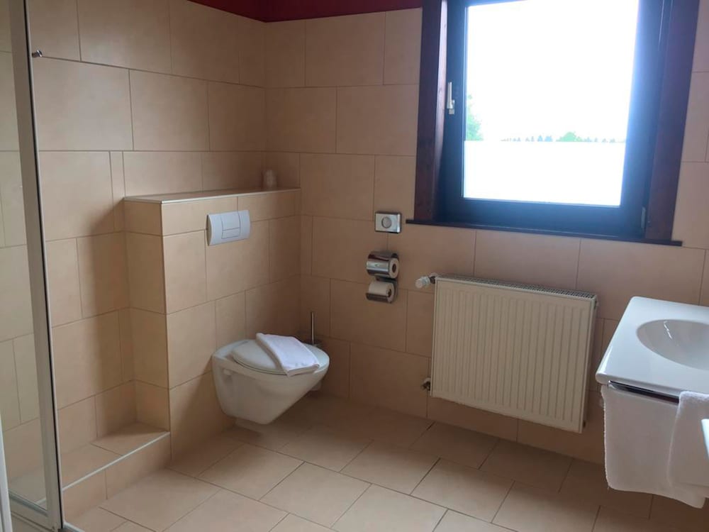 Der Schone Asten Resort Winterberg 34/67