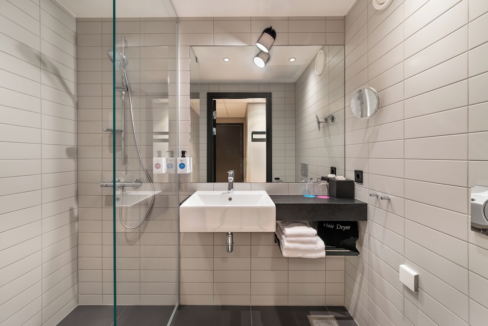 Quality Hotel River Station 65/65