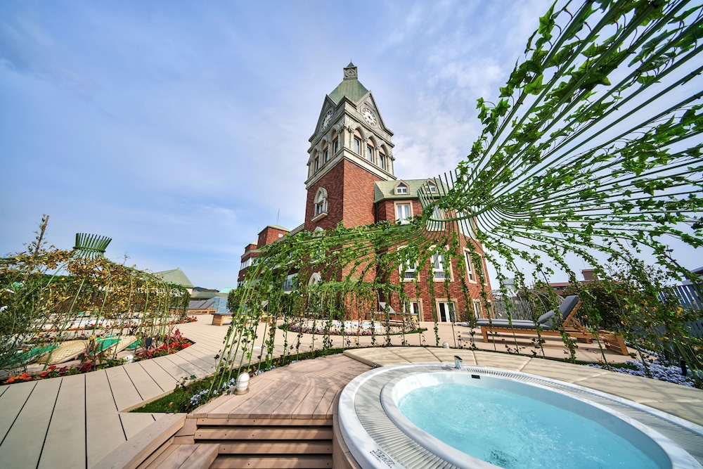 Nagasaki Royal Chester Hotel 46/50