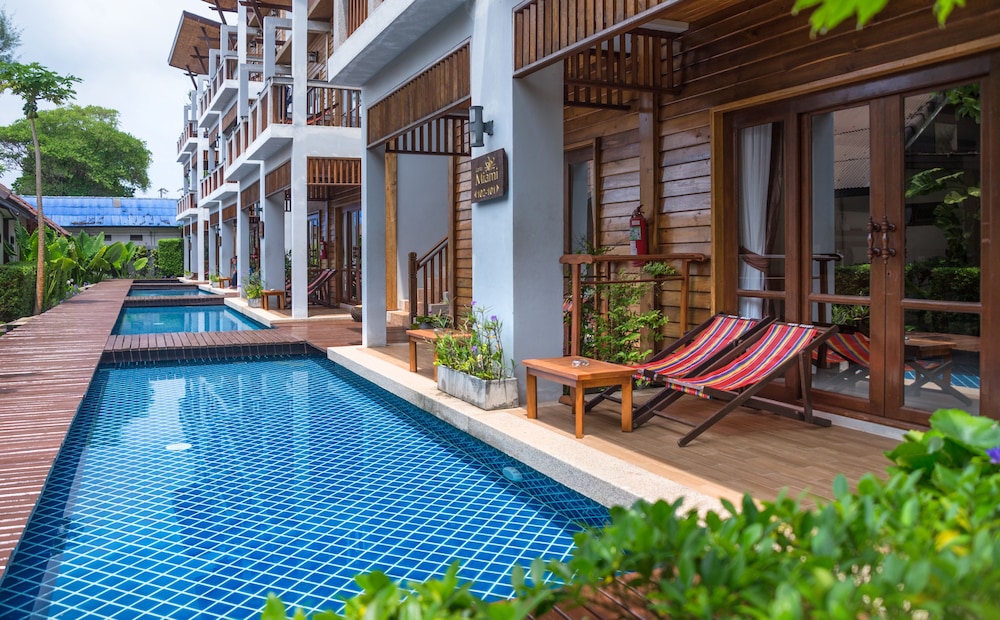 LANTA MIAMI RESORT 64/68