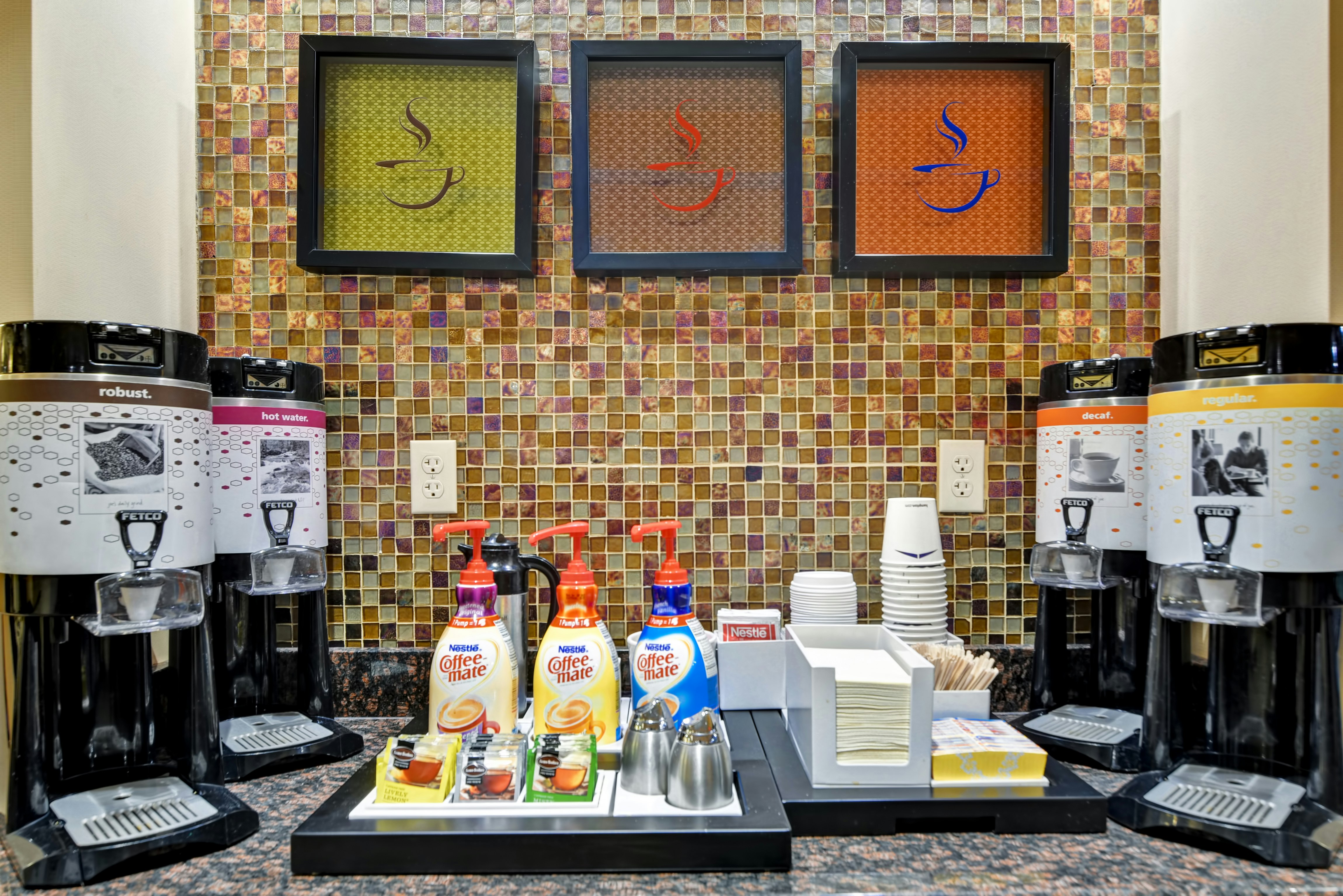 Hampton Inn & Suites Peoria At Grand Prairie Il 54/61