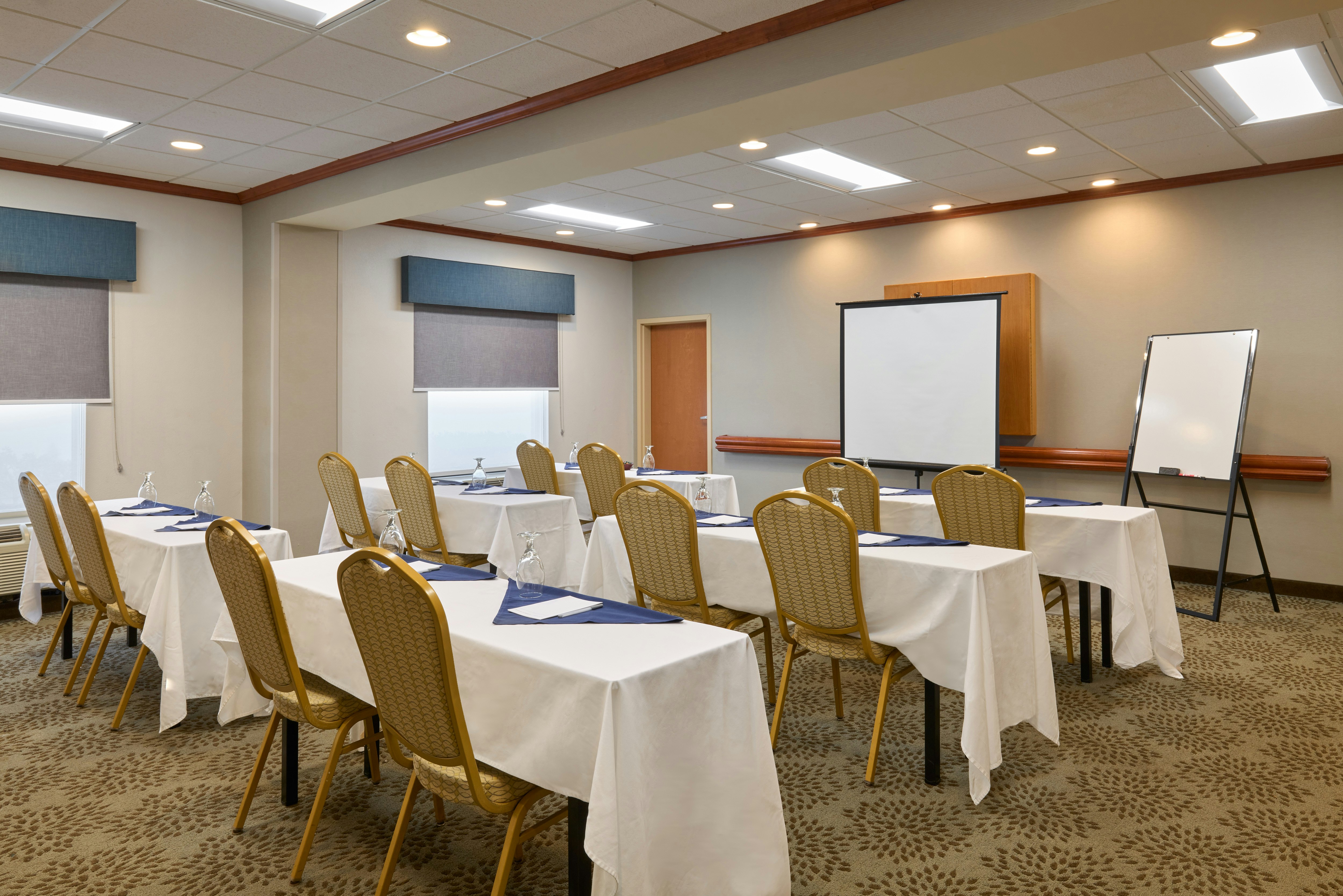 Hampton Inn and Suites Providence/Smithfield 33/40