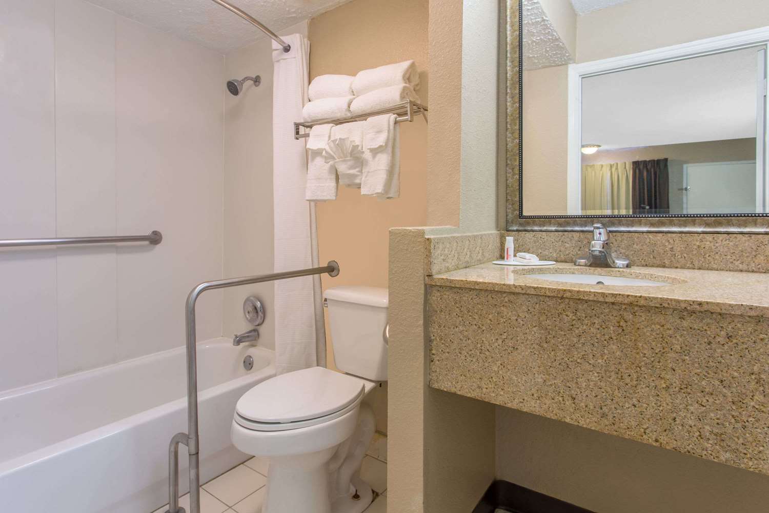 Super 8 By Wyndham Antioch/Nashville South East 11/12