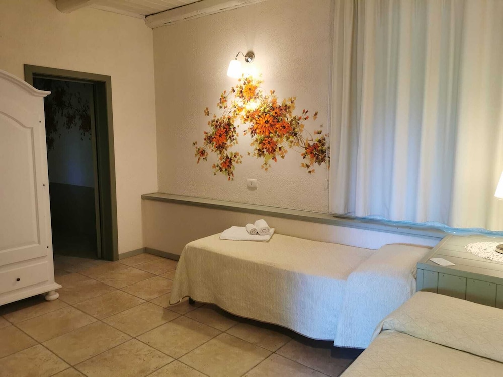 Villa Felicia 43/89