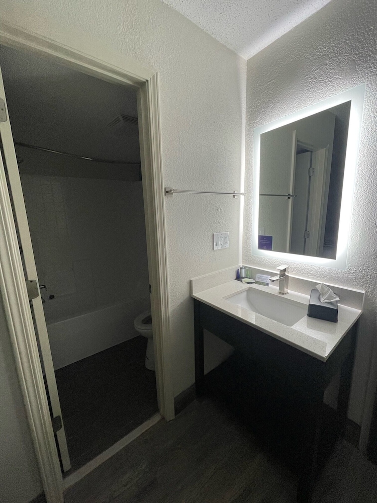 Sleep Inn - Salisbury I-85 5/26