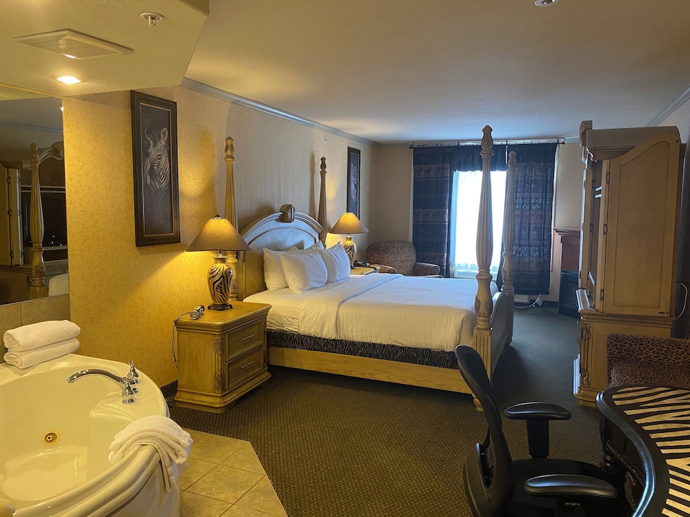 Merit Hotel And Suites 65/66