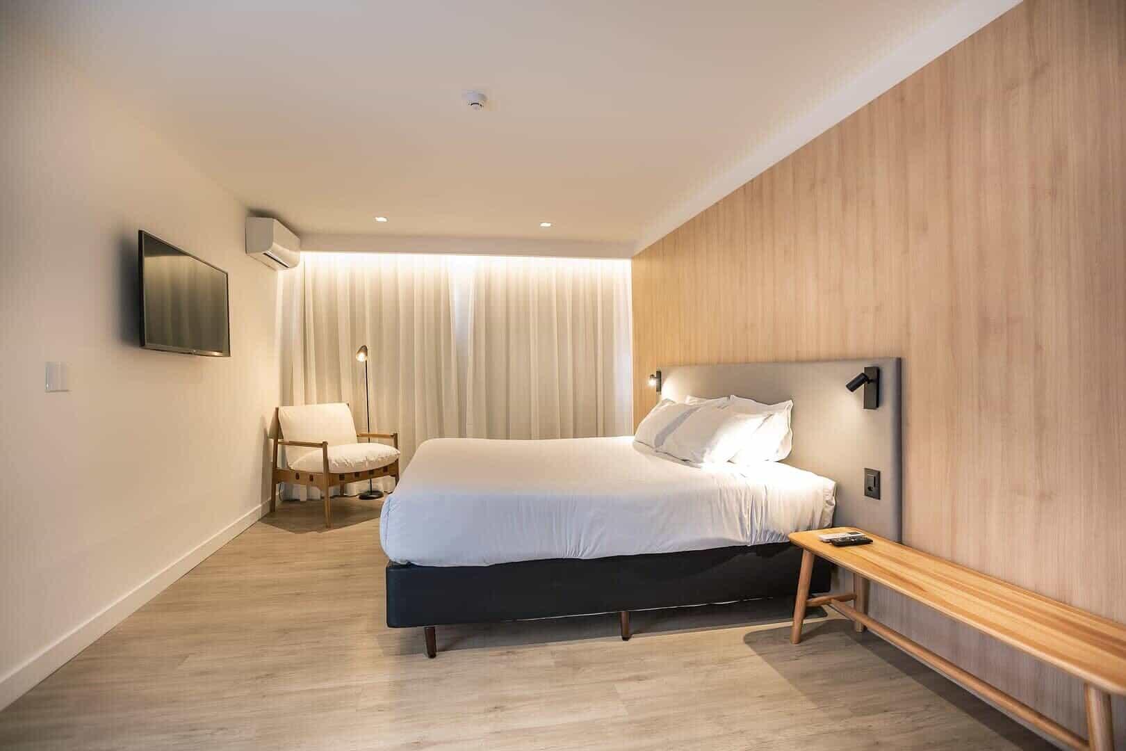 Master, Suite