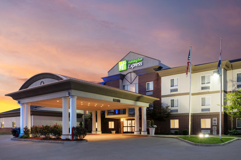 HOLIDAY INN EXPRESS WARRENTON 2/40