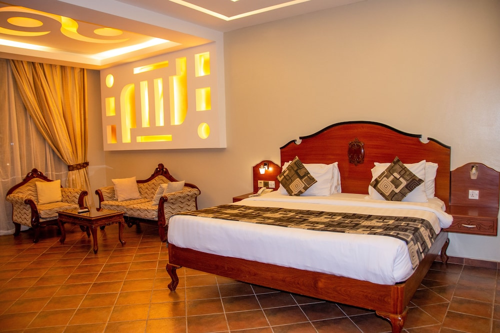 Malaika Beach Resort 9/50