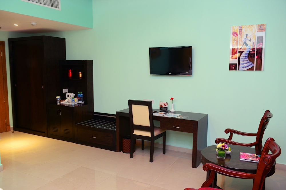 JUFFAIR GATE HOTEL 42/52