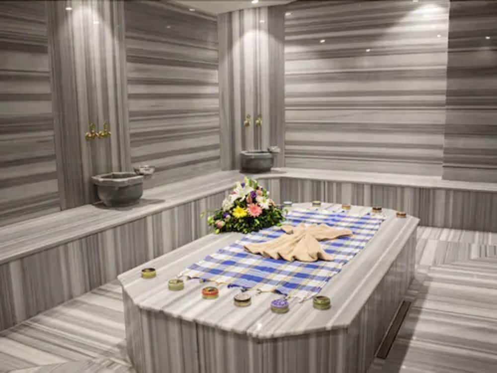 GORUKLE ORUC HOTEL SPA 40/44