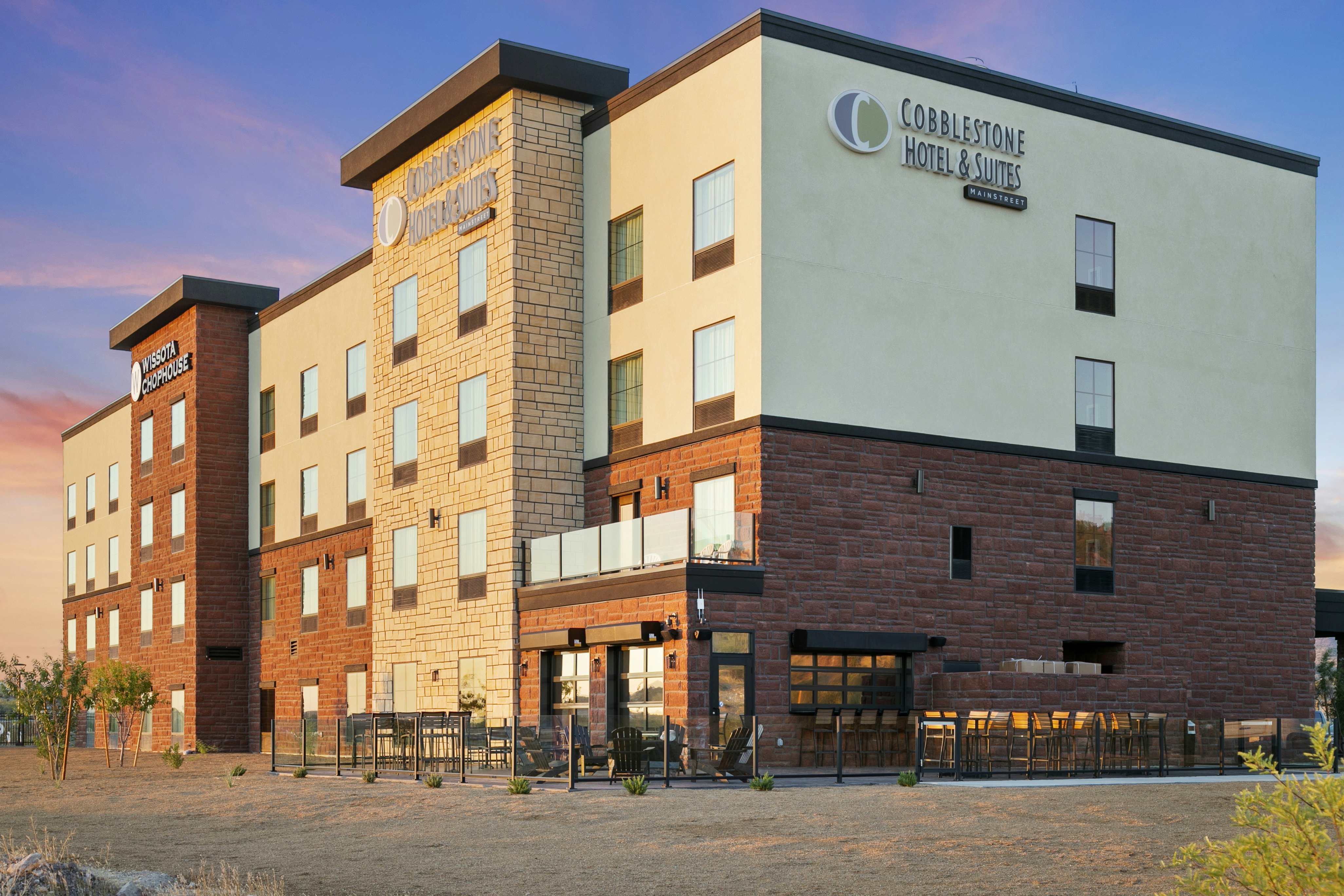 Cobblestone Hotel & Suites - Wickenburg 44/50