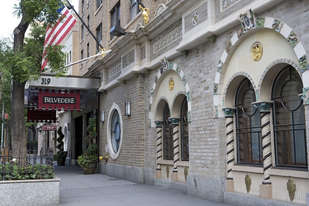 The Belvedere Hotel 2/45