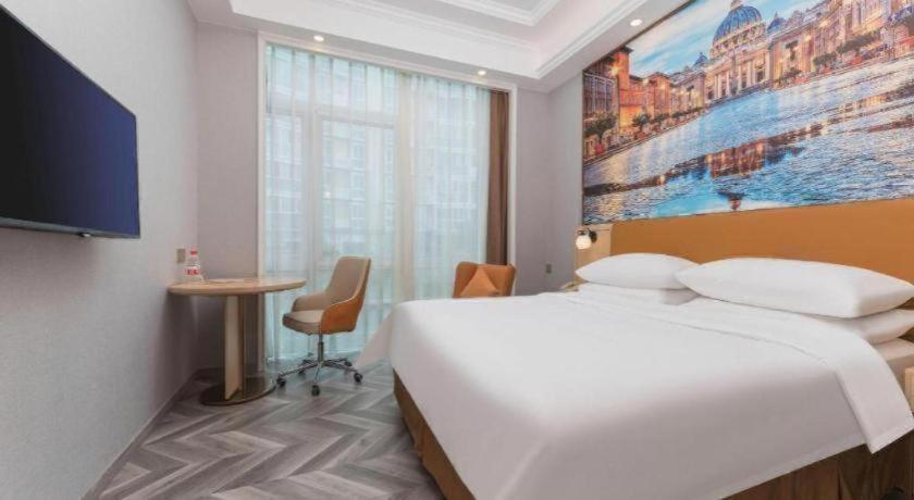 Vienna Hotel (Suzhou Jinji Lake) 25/50