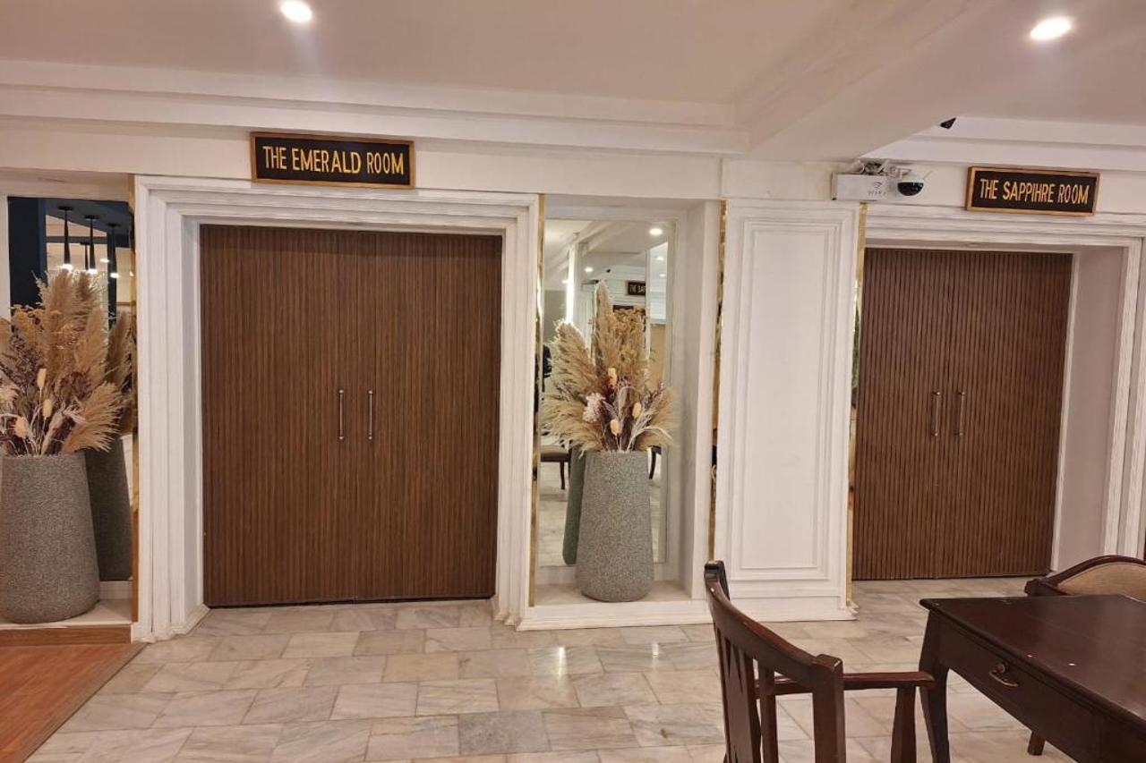 The Shalimar Grand Hotel Rawalpindi 7/29
