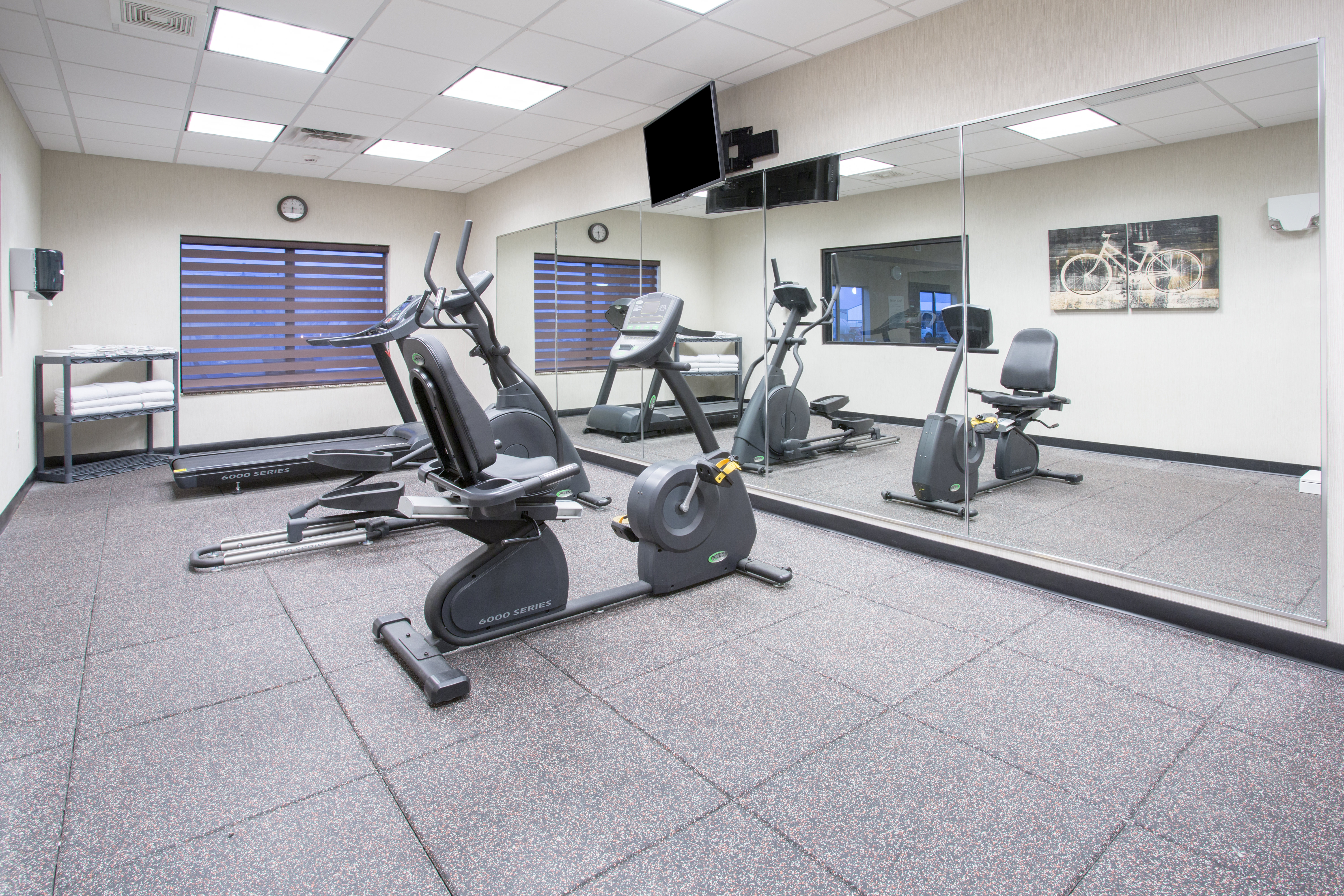 Holiday Inn Express Hotel And Suites Glendive 39/60