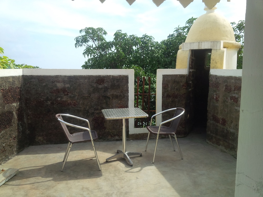 Fort Tiracol Heritage Hotel 26/50
