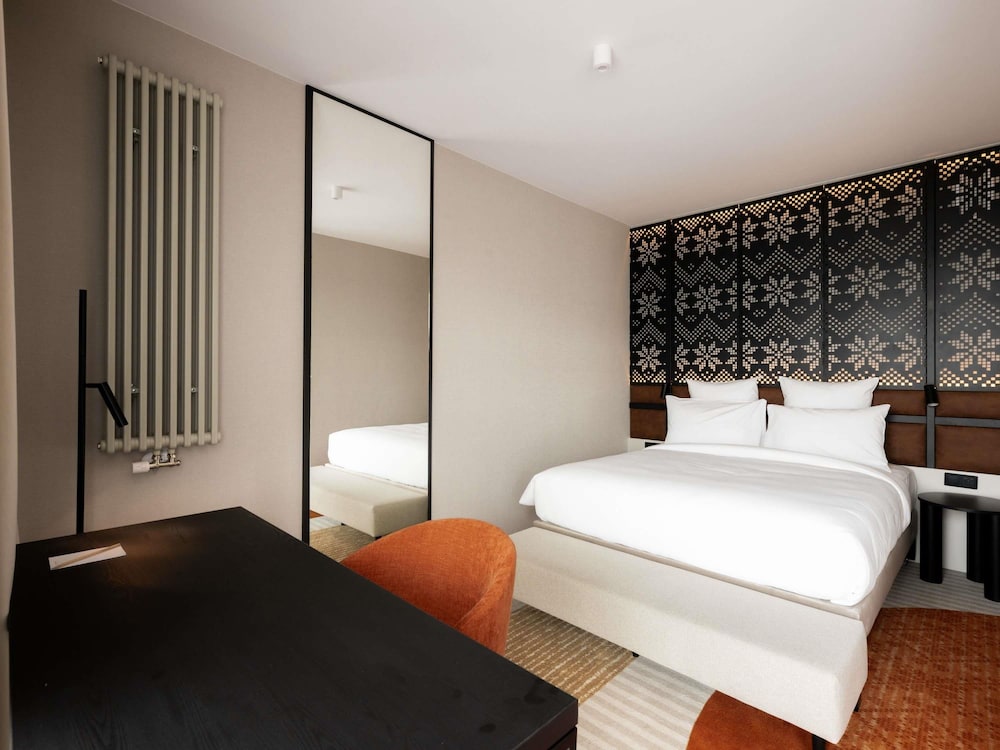 Superior, Double Bed, Mountain View, Balcony