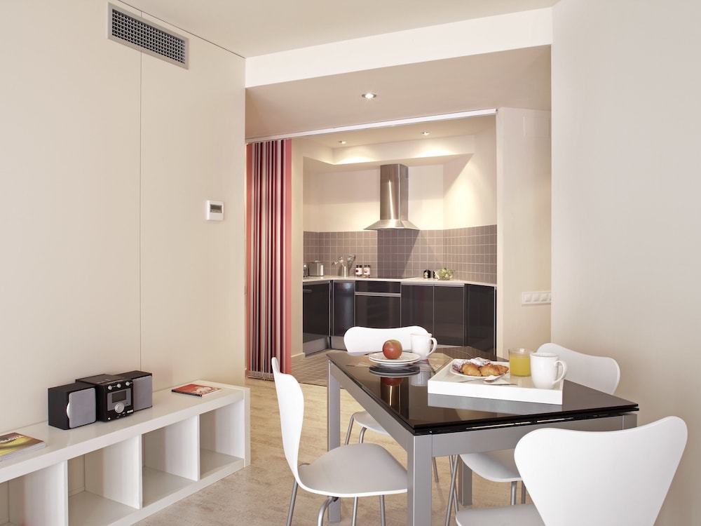 limehome Barcelona Rector Triado 47/66