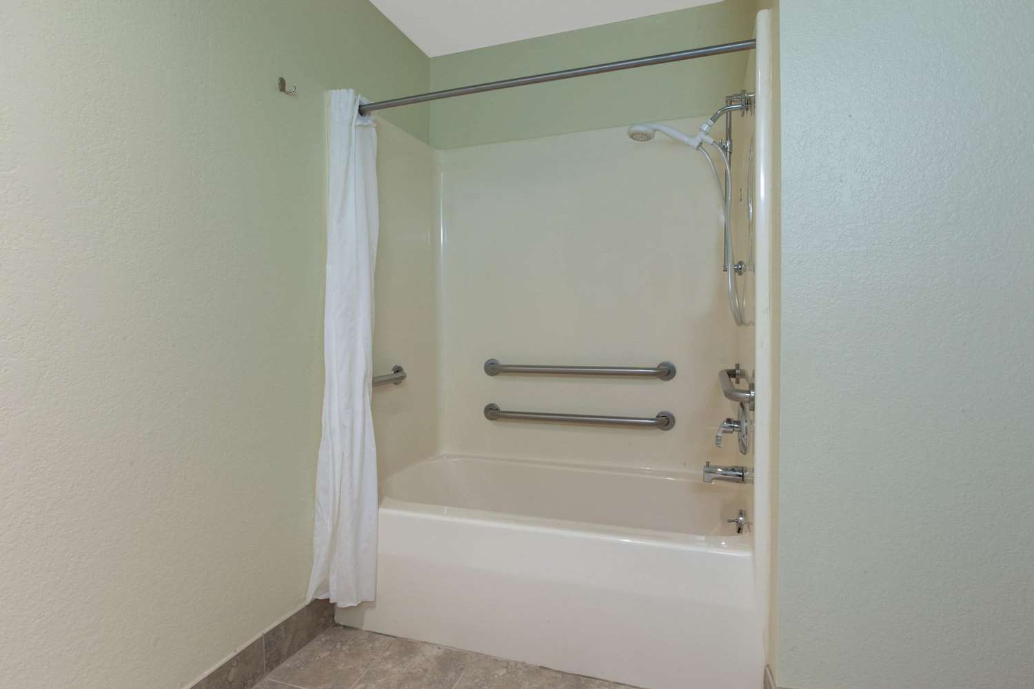 Quality Inn Petoskey 17/18