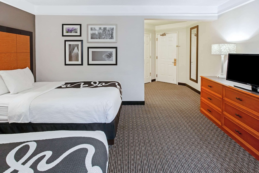 La Quinta Inn & Suites by Wyndham Birmingham Hoover 20/43