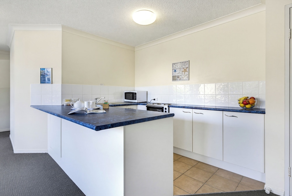 Belaire Place 5/50