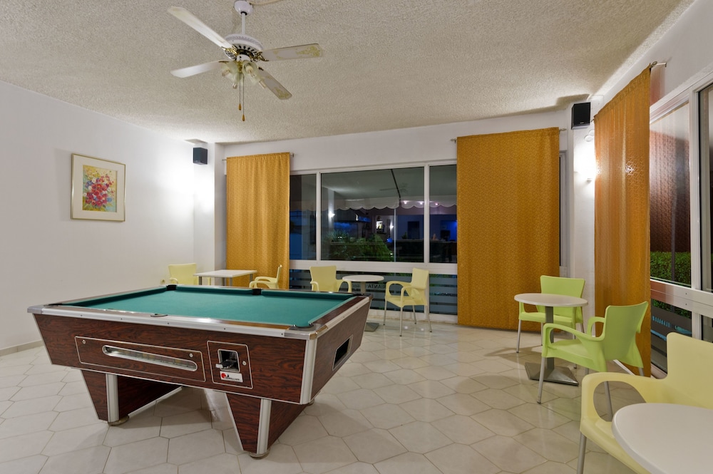 Trianta Hotel Apartments 21/33