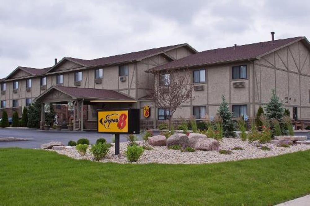 Super 8 by Wyndham Ottawa Starved Rock 3/47