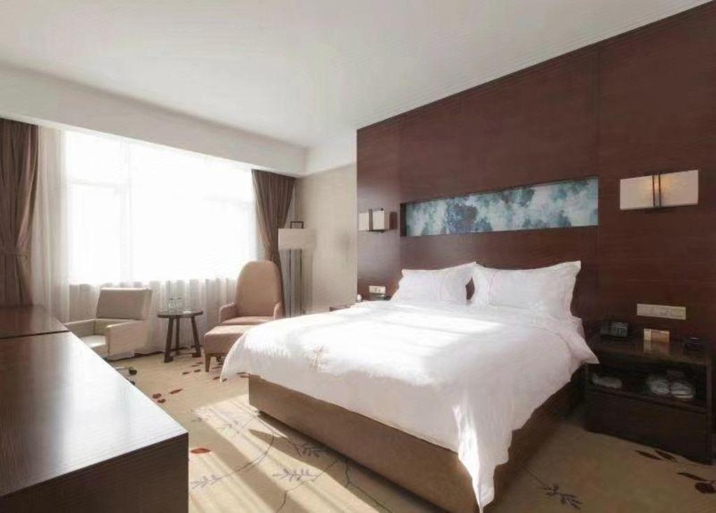 Rezen Hotel Bluewish Zhangjiakou Xiahuayuan 24/78