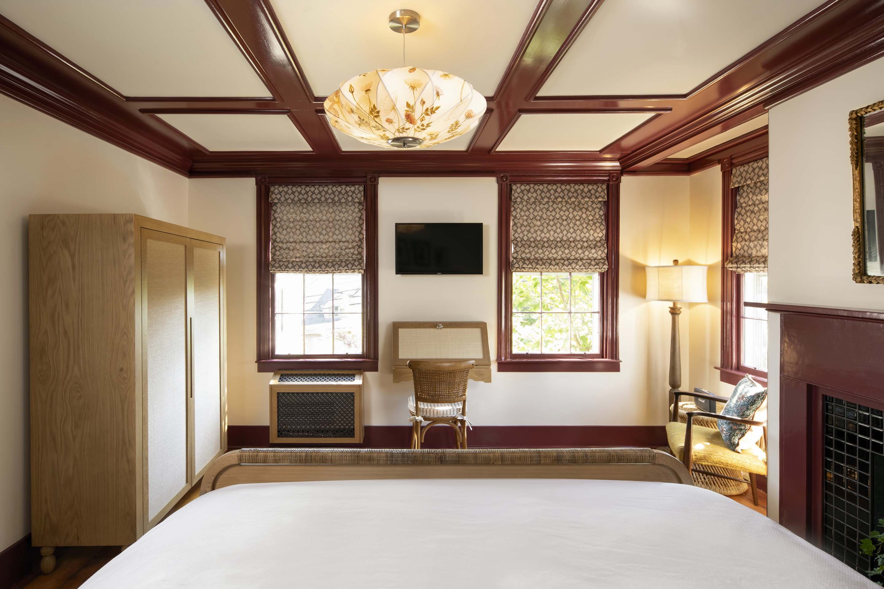 Life House, Nantucket 36/62