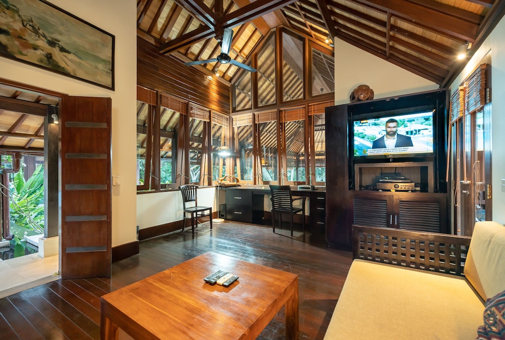 Villa Vajra 2/27