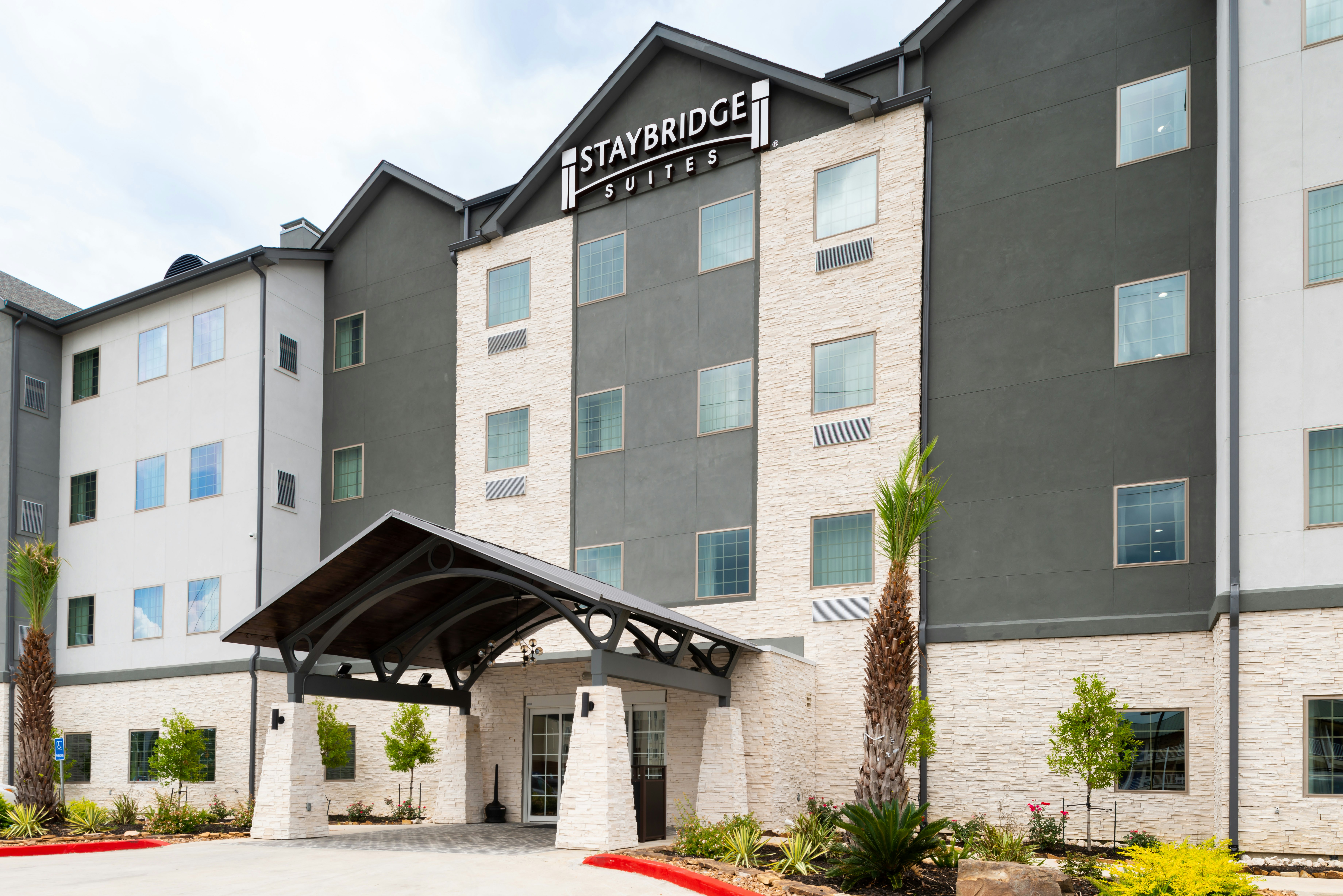 STAYBRIDGE SUITES LAKE CHARLES 8/48