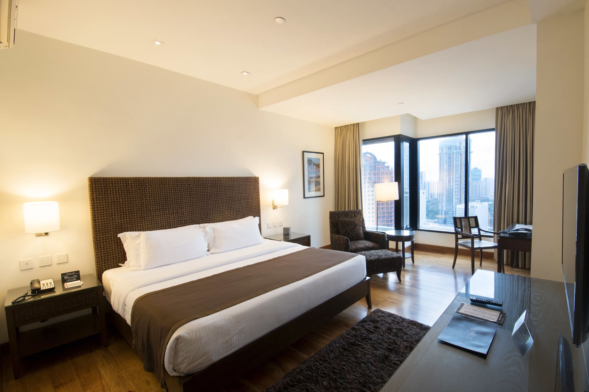 غرفة ديلوكس بسرير كينج، City Garden Grand Hotel 8/10