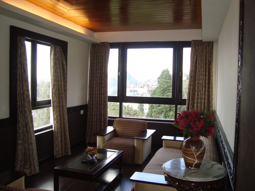 Sinclairs Darjeeling 30/50