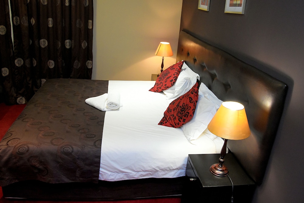 Houghton Guest House 6/16