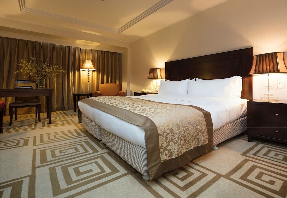 Beijing Continental Grand Hotel 19/47