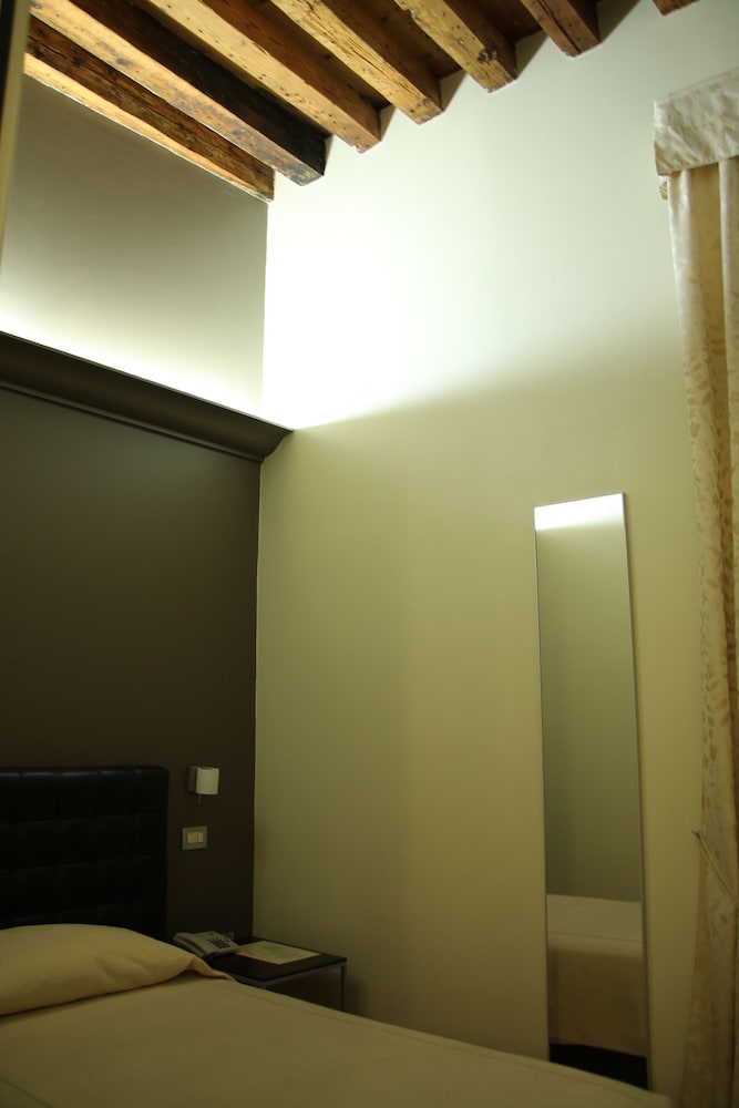 Hotel Tiepolo 19/64