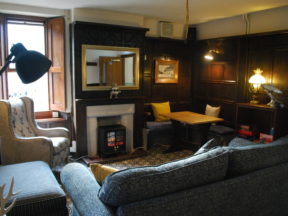 Rose And Crown 19/30
