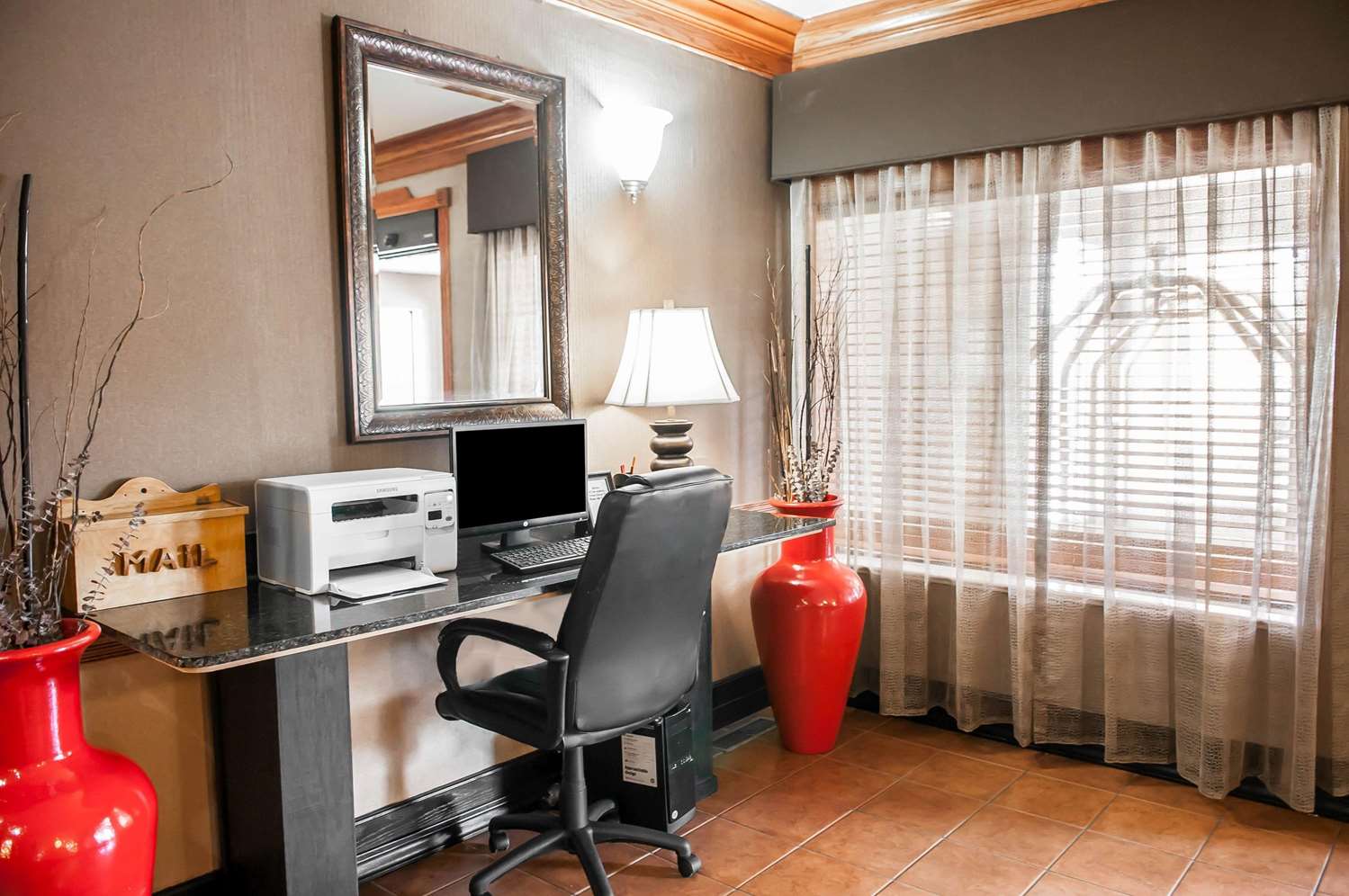 Comfort Suites Albuquerque/North Journal Center 21/25