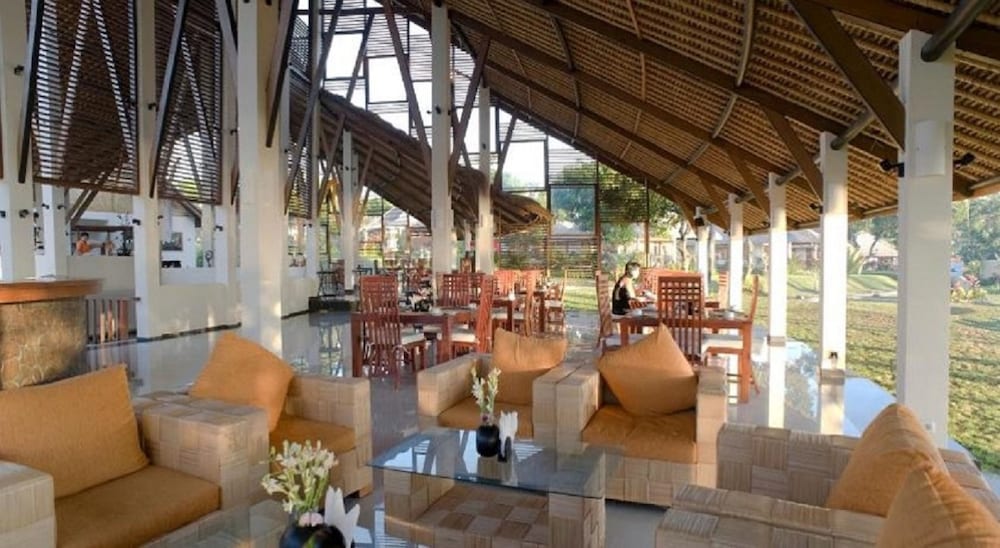 Siddhartha Ocean Front Resort Spa 30/50