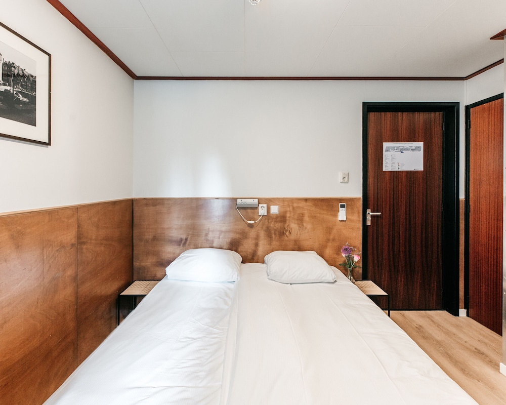 Hotel van Gelder 24/64