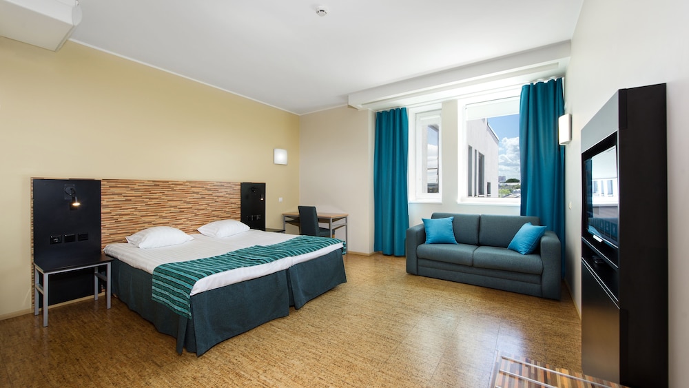 HESTIA HOTEL SEAPORT 3/32