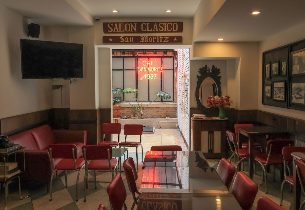 Hotel Museo San Moritz 36/50