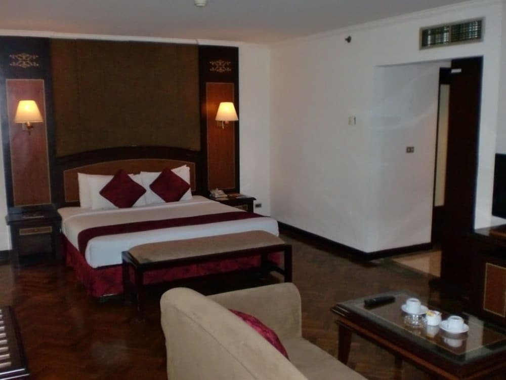 Kaisar Hotel 23/56