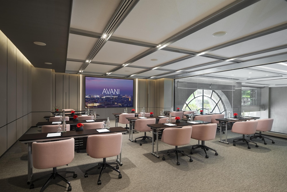 Avani Ratchada Bangkok Hotel 56/67