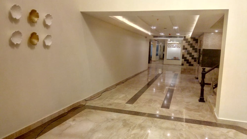 Clarks Inn Suites Katra 25/50