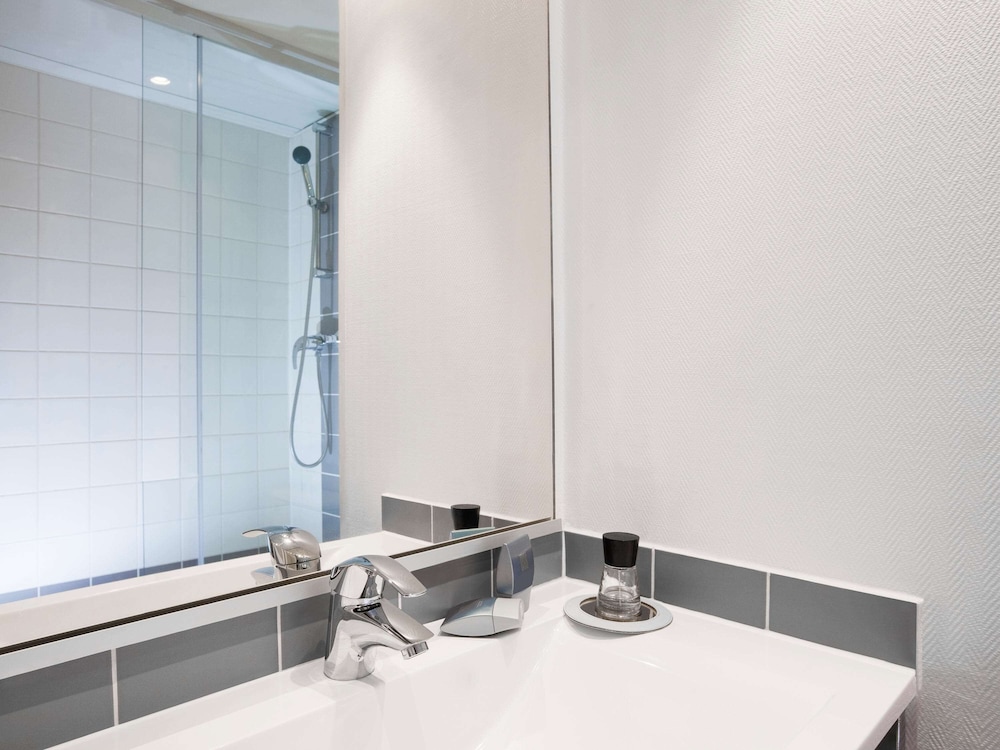Ibis Budget Paris Porte De Montreuil 16/57